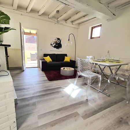 Maison Charme Avec Terrasse Hypercentre, Tres Calme Joigny Exterior foto
